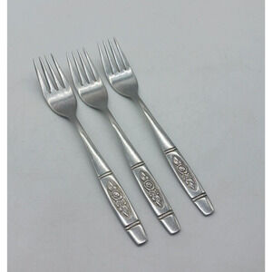 3 Vtg Oneida Rose Pendant 7.25" Dinner Forks Stainless OHSROP Discontinued